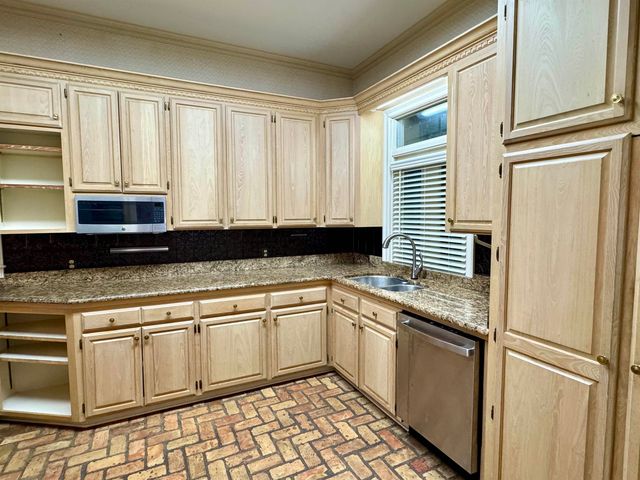 2920 Hwy 182 West, Patterson, LA 70392