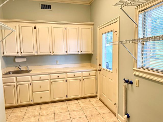 2920 Hwy 182 West, Patterson, LA 70392