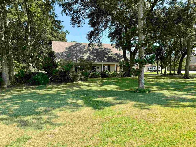 2920 Hwy 182 West, Patterson, LA 70392