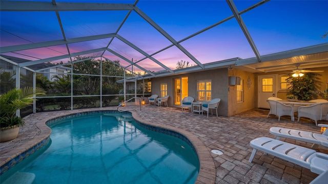 3537 S SCHOOL AVENUE, Sarasota, FL 34239