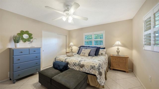 3537 S SCHOOL AVENUE, Sarasota, FL 34239