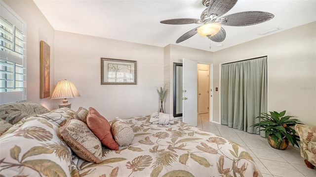 3537 S SCHOOL AVENUE, Sarasota, FL 34239