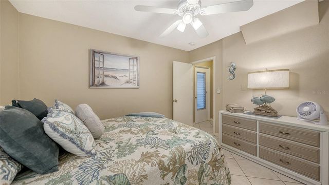 3537 S SCHOOL AVENUE, Sarasota, FL 34239