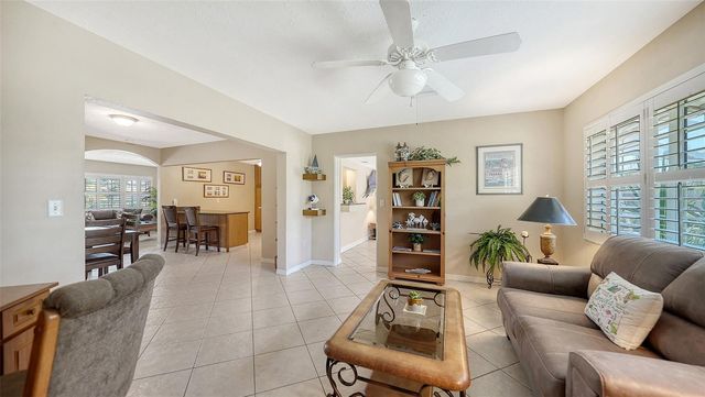 3537 S SCHOOL AVENUE, Sarasota, FL 34239