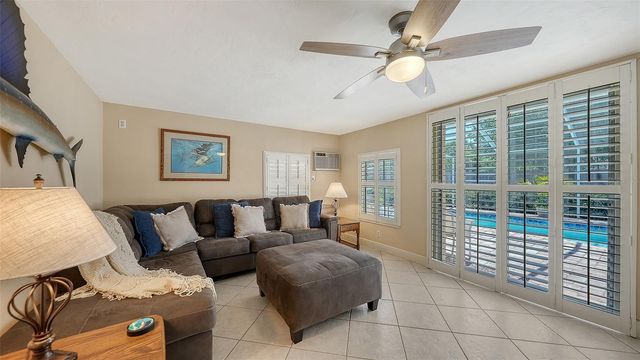 3537 S SCHOOL AVENUE, Sarasota, FL 34239