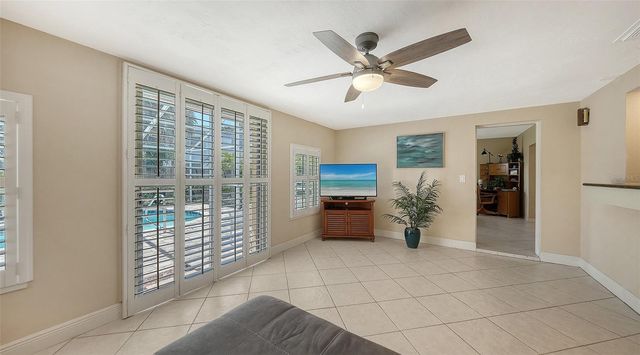 3537 S SCHOOL AVENUE, Sarasota, FL 34239