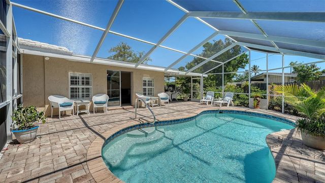 3537 S SCHOOL AVENUE, Sarasota, FL 34239
