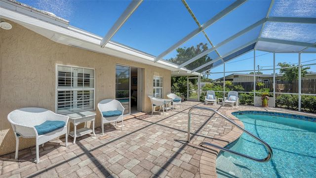 3537 S SCHOOL AVENUE, Sarasota, FL 34239