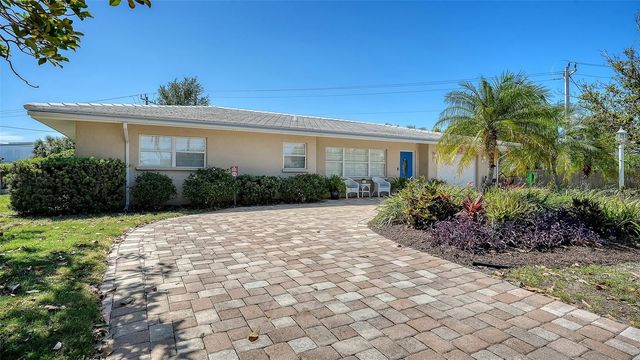 3537 S SCHOOL AVENUE, Sarasota, FL 34239