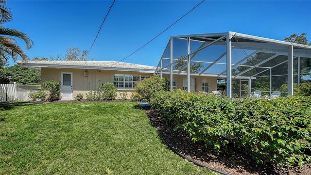 3537 S SCHOOL AVENUE, Sarasota, FL 34239