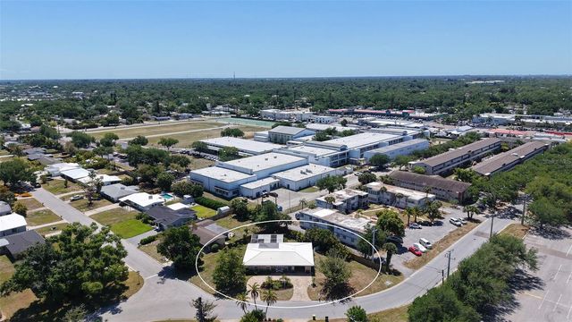 3537 S SCHOOL AVENUE, Sarasota, FL 34239