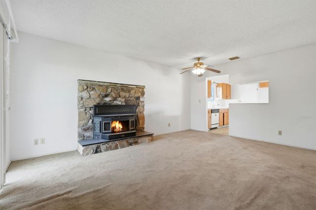 2222 Barbara Street, Selma, CA 93662