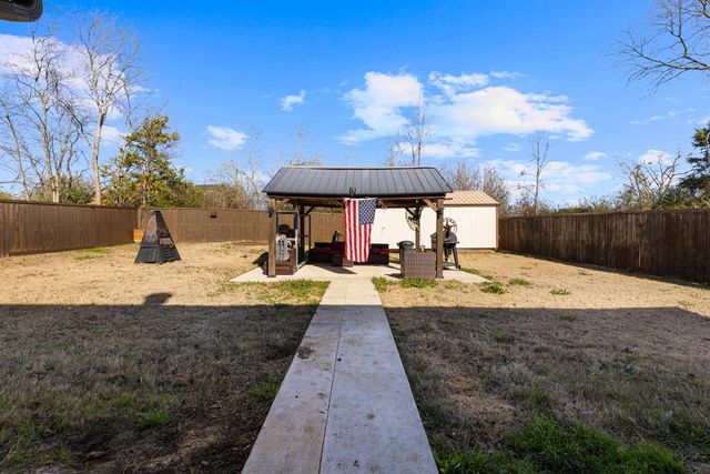 1005 Bucks Way, Longview, TX 75604