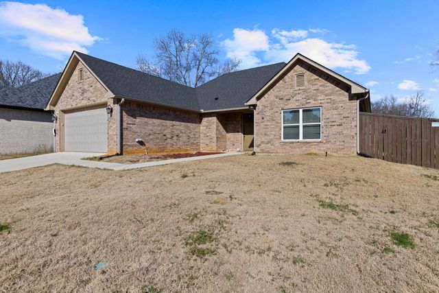 1005 Bucks Way, Longview, TX 75604