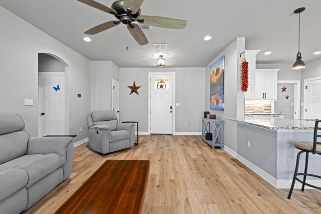 1005 Bucks Way, Longview, TX 75604