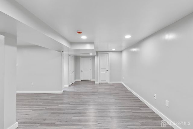 33 McAuliffe Drive, North Brunswick, NJ 08902