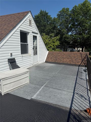 203-06 53rd Avenue 2, Bayside, NY 11364