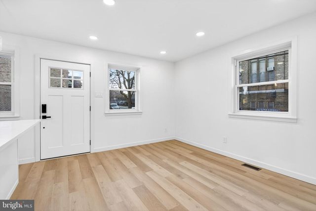 1230 W SUSQUEHANNA AVE, Philadelphia, PA 19122