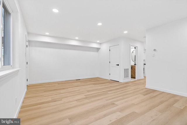 1230 W SUSQUEHANNA AVE, Philadelphia, PA 19122