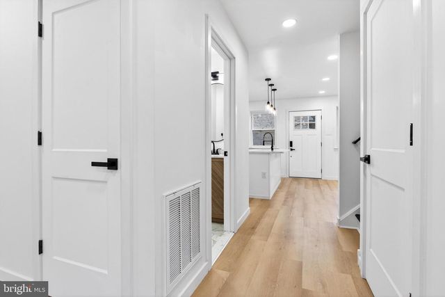 1230 W SUSQUEHANNA AVE, Philadelphia, PA 19122