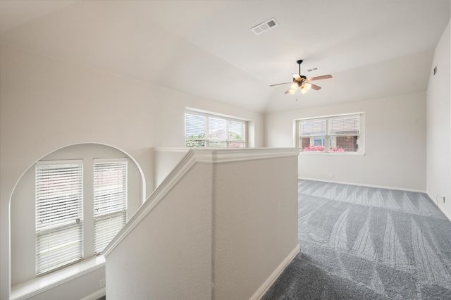 6633 Meadow Glen Drive, Midlothian, TX 76065
