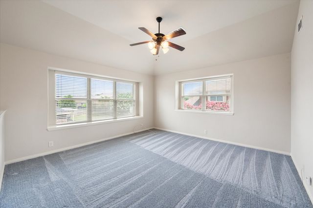 6633 Meadow Glen Drive, Midlothian, TX 76065