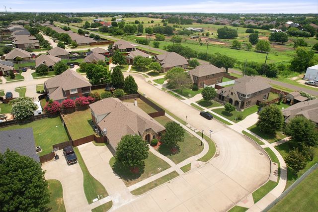 6633 Meadow Glen Drive, Midlothian, TX 76065