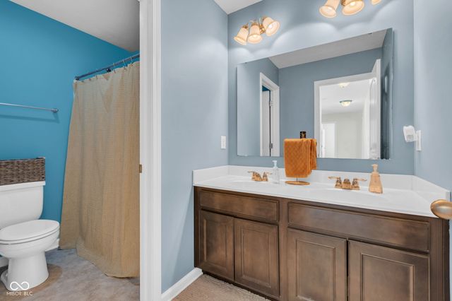 655 Bracknell Drive, Avon, IN 46123