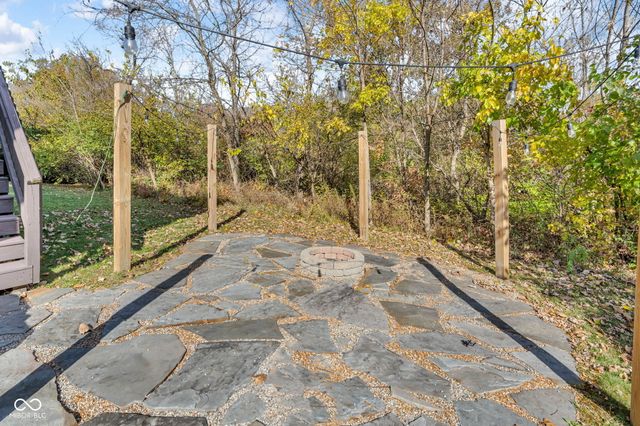 655 Bracknell Drive, Avon, IN 46123