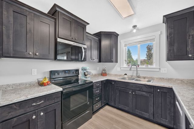 96 W 820 N, Santaquin, UT 84655