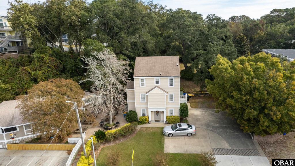Image 36 of property listing at 1223 Duck Road Lot 1, Duck, NC 27949
