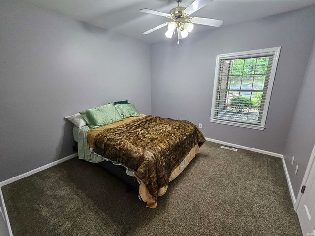 5617 Forest Avenue, Evansville, IN 47712