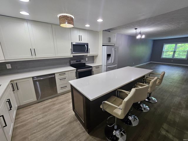 5617 Forest Avenue, Evansville, IN 47712