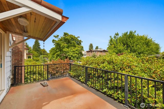 324 N Yakima Avenue, Tacoma, WA 98403