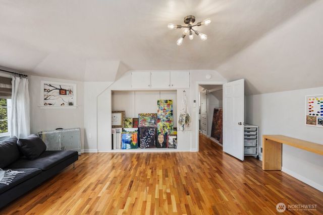 324 N Yakima Avenue, Tacoma, WA 98403