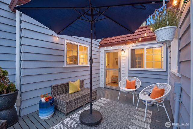 324 N Yakima Avenue, Tacoma, WA 98403