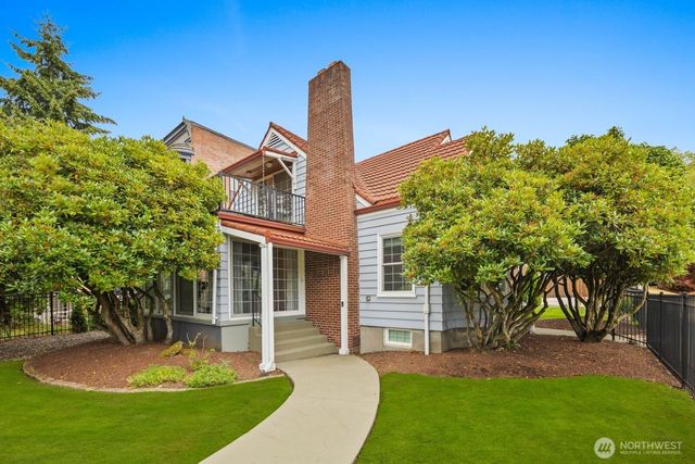 324 N Yakima Avenue, Tacoma, WA 98403