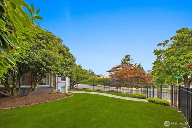 324 N Yakima Avenue, Tacoma, WA 98403