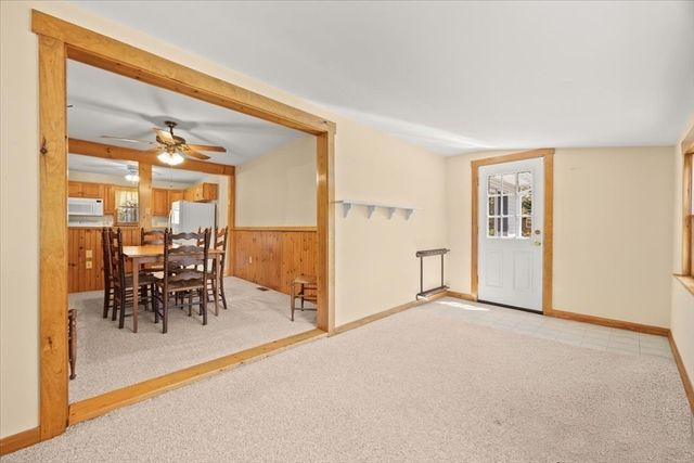 74 Lakeview Ave, Taunton, MA 02780