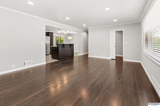 219 Elmwood Drive, Council Bluffs, IA 51503