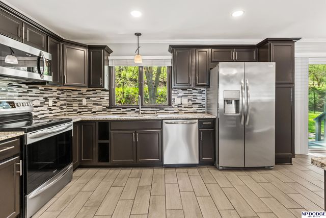 219 Elmwood Drive, Council Bluffs, IA 51503