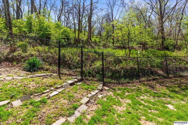 219 Elmwood Drive, Council Bluffs, IA 51503