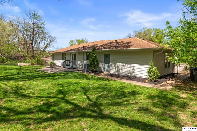 219 Elmwood Drive, Council Bluffs, IA 51503