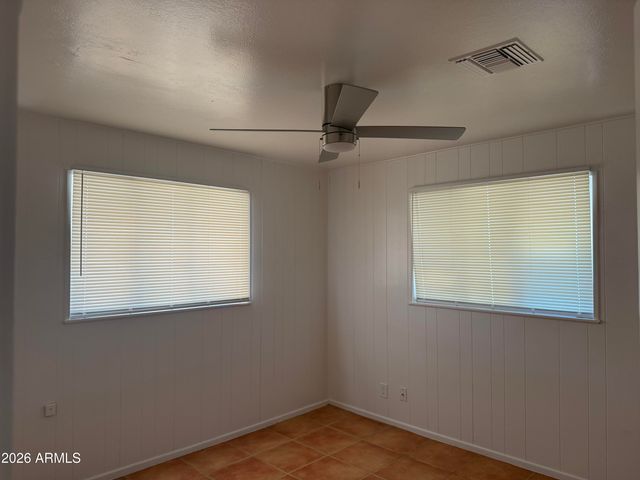 11327 W KANSAS Avenue, Youngtown, AZ 85363