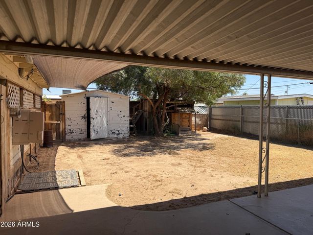 11327 W KANSAS Avenue, Youngtown, AZ 85363