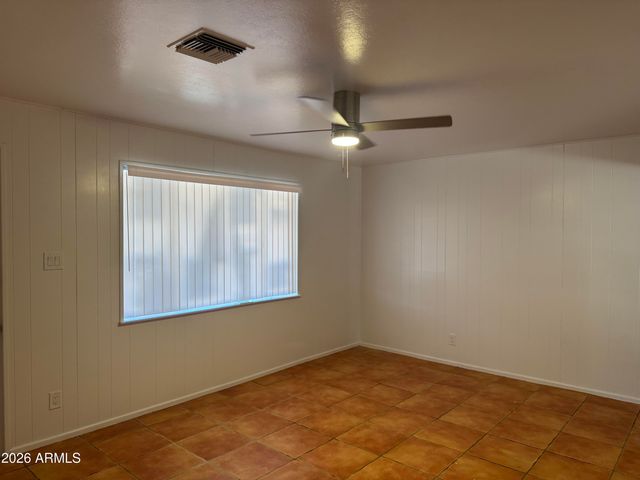 11327 W KANSAS Avenue, Youngtown, AZ 85363