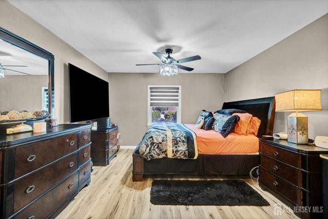 91 Crestview Road, Fords, NJ 08863