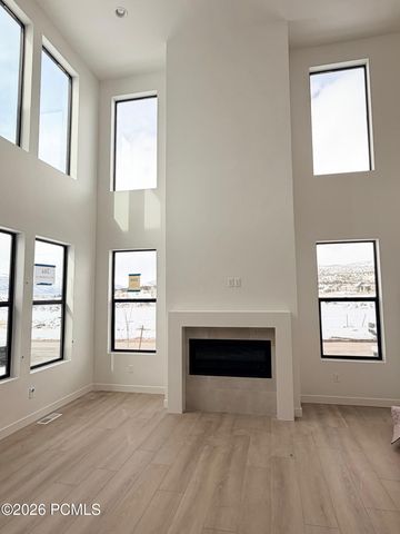 934 S Cloverfield Court, Heber City, UT 84032