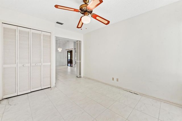 5537 Parkwalk Circle E, Boynton Beach, FL 33472