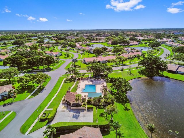 5537 Parkwalk Circle E, Boynton Beach, FL 33472